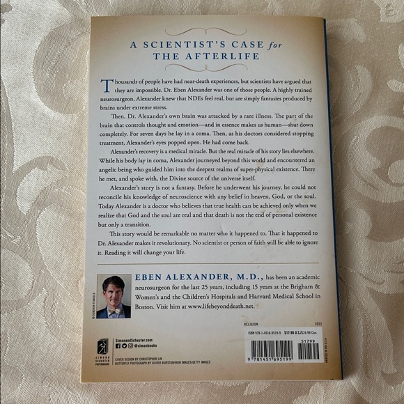 (4) Book Bundle - Picture 10 of 11